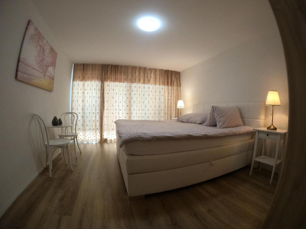 The Golf Apartments อินเทอร์ลาเคน ภายนอก รูปภาพ